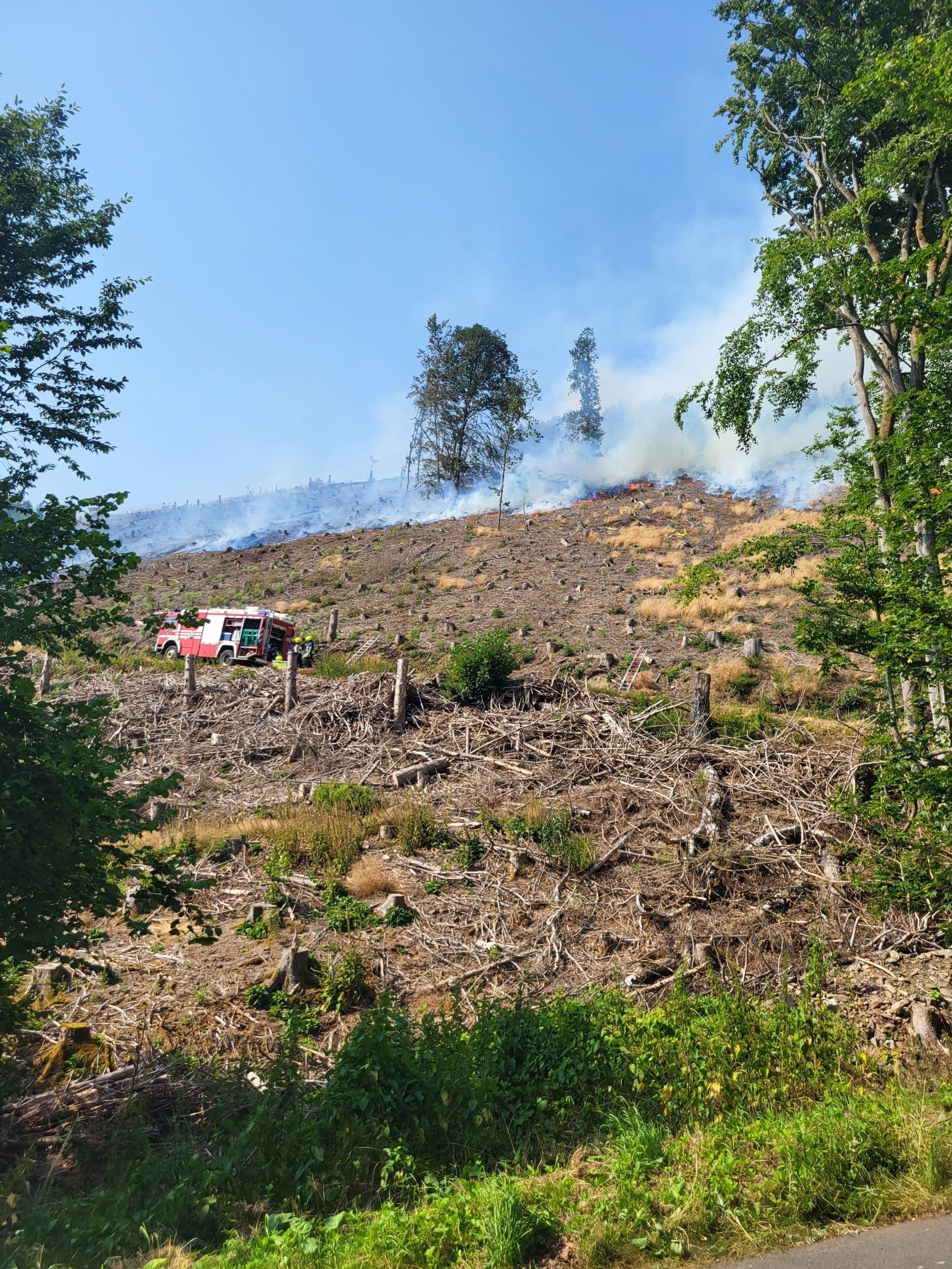 Waldbrand Am Hegenscheid Feuerwehr Altena